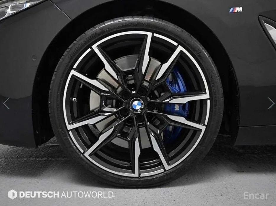 Фото 5 - BMW 8 Series