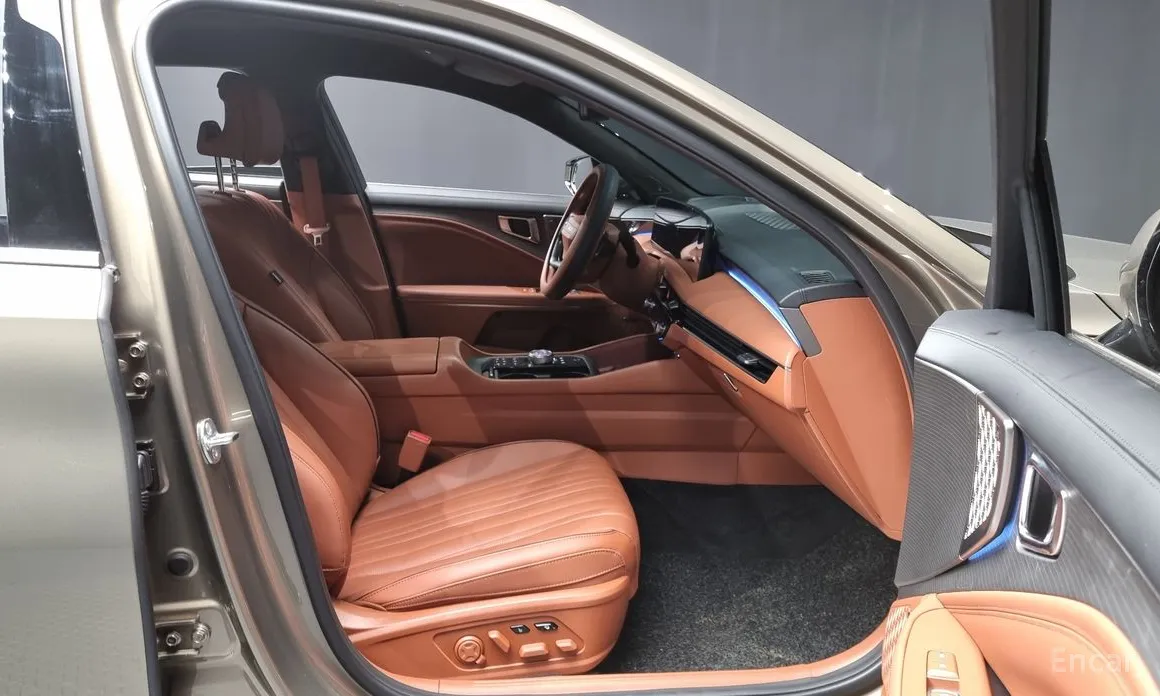 Фото 11 - Kia K8