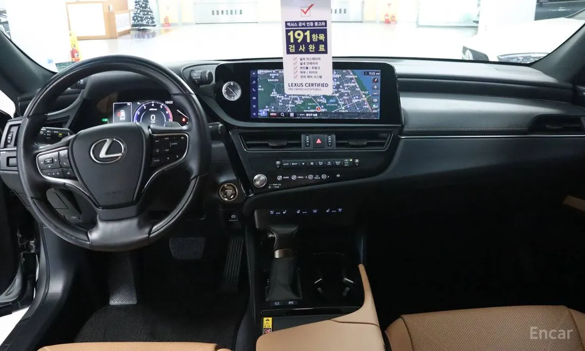 Фото 11 - Lexus ES