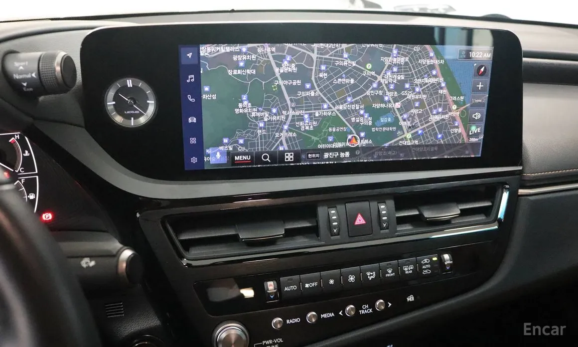 Фото 13 - Lexus ES