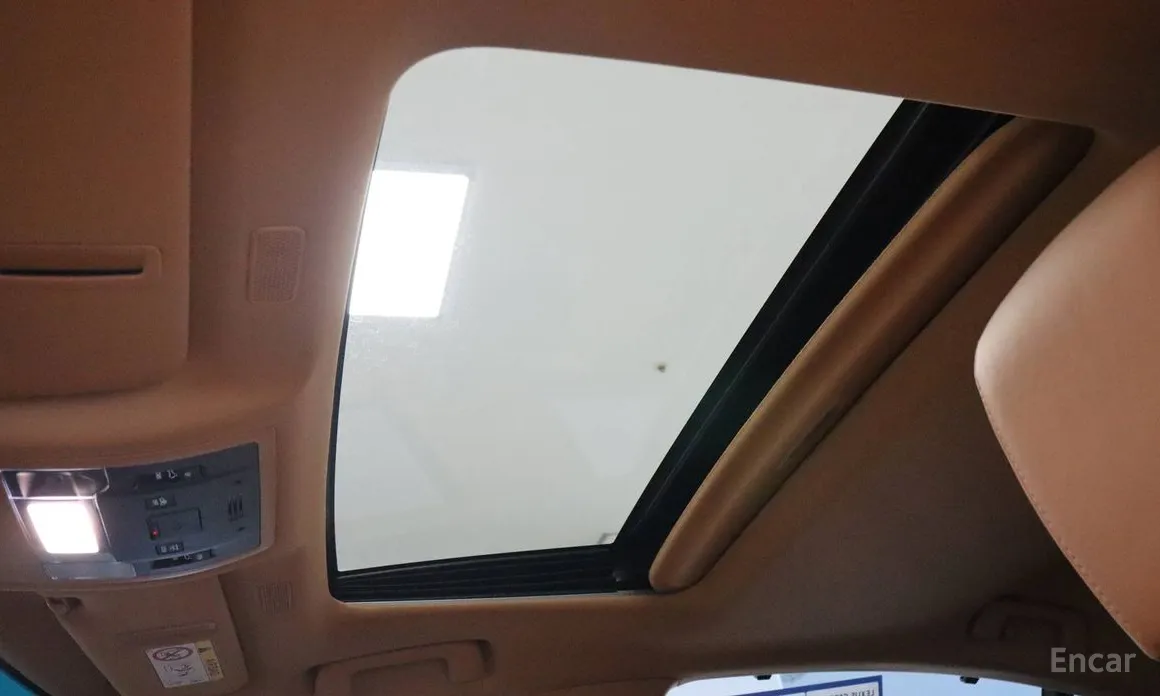 Фото 14 - Lexus ES