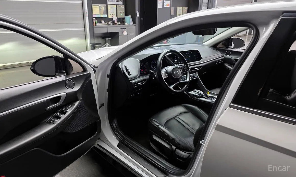 Фото 10 - Hyundai Sonata