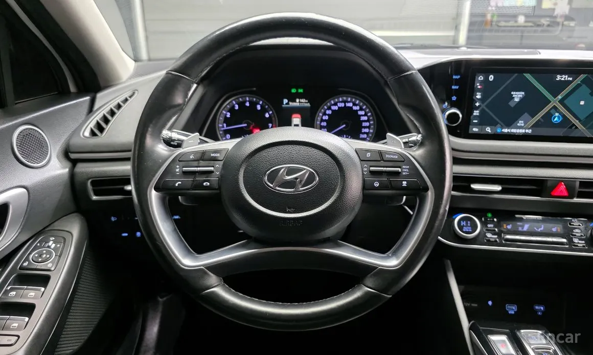 Фото 13 - Hyundai Sonata