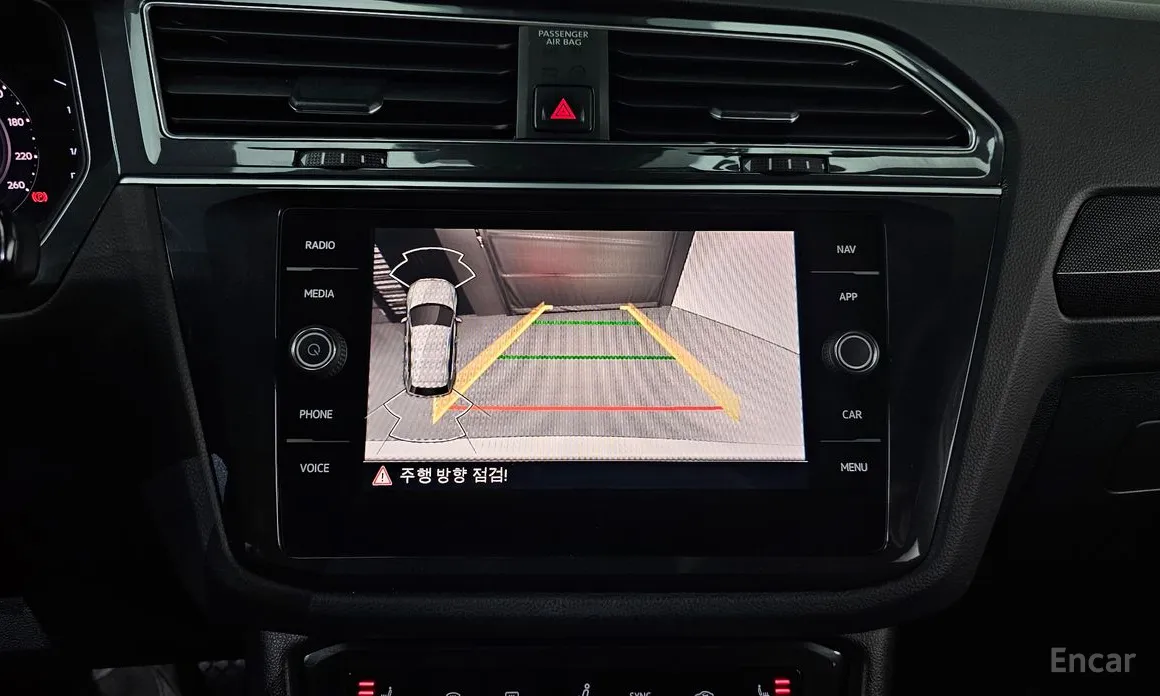 Фото 18 - Volkswagen Tiguan