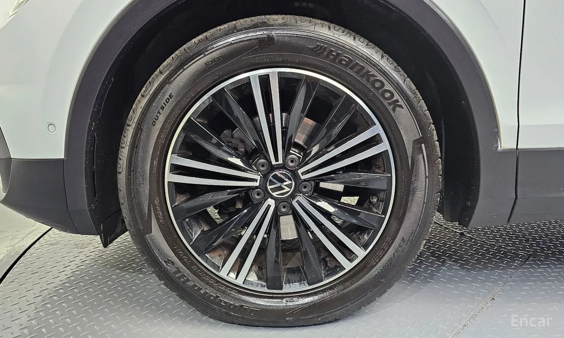 Фото 5 - Volkswagen Tiguan