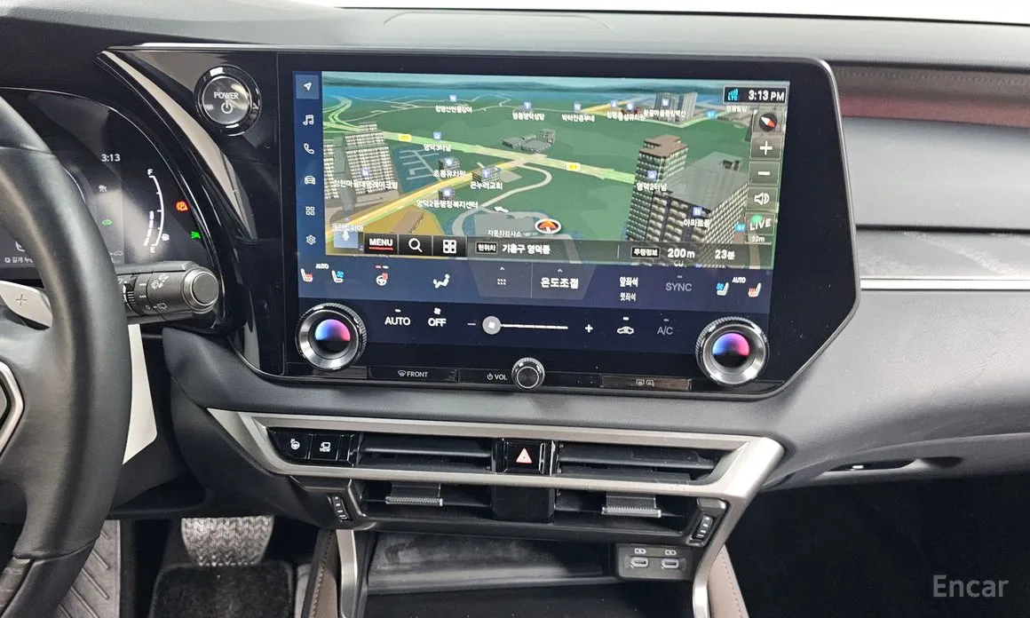 Фото 15 - Lexus RX