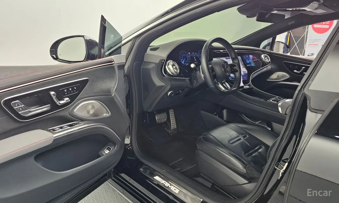 Фото 10 - Mercedes-Benz EQS