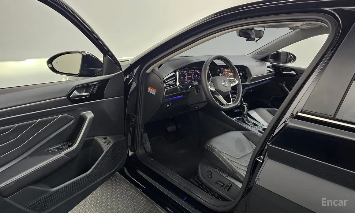 Фото 10 - Volkswagen Jetta