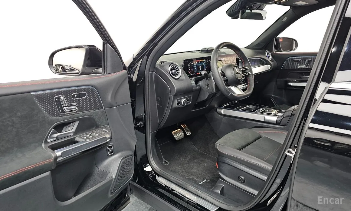 Фото 10 - Mercedes-Benz GLB-Class