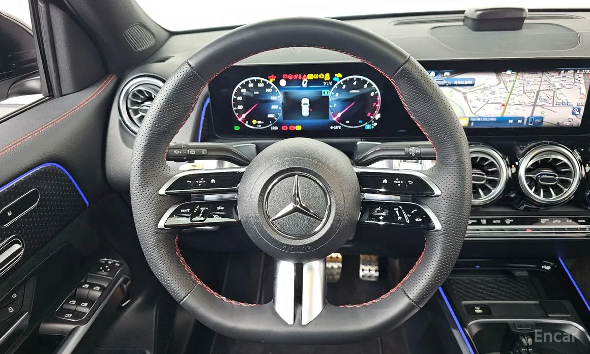 Фото 13 - Mercedes-Benz GLB-Class