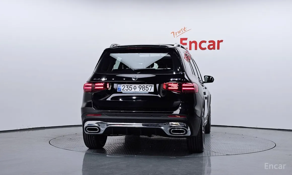 Фото 4 - Mercedes-Benz GLB-Class