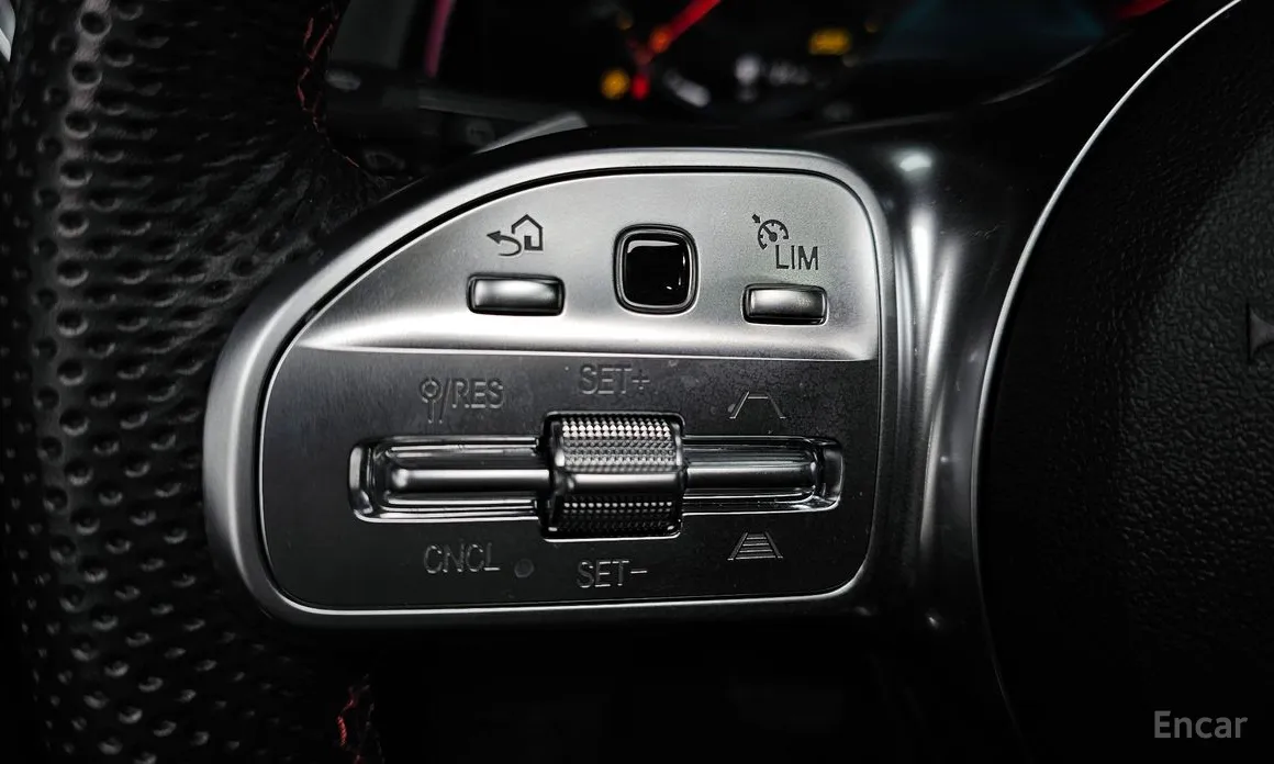 Mercedes-Benz GLB-Class 2020 GLB250 4MATIC