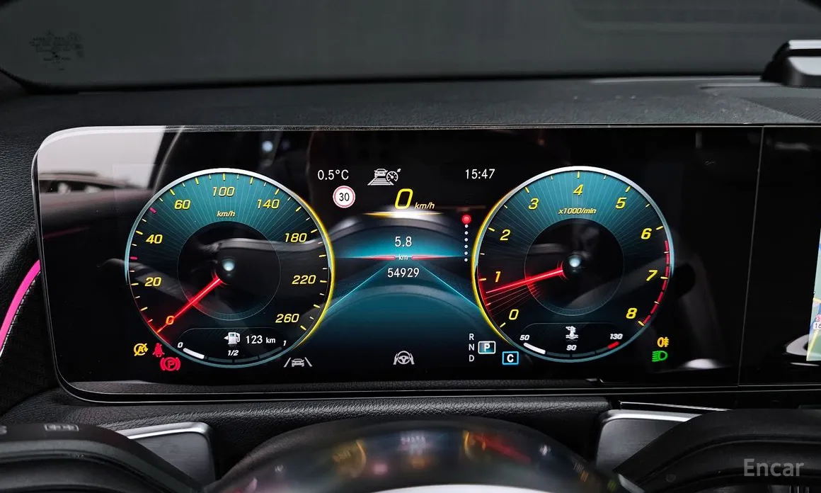 Mercedes-Benz GLB-Class 2020 GLB250 4MATIC