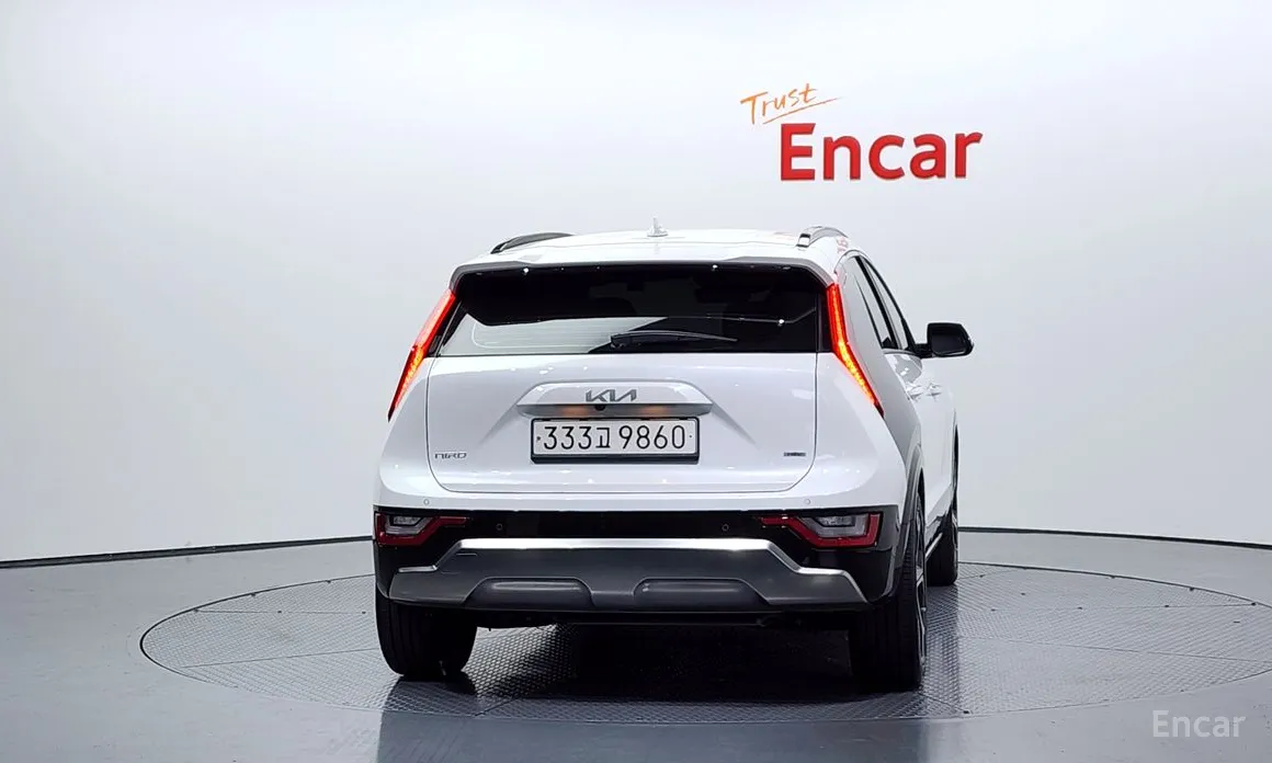 Фото 4 - Kia Niro