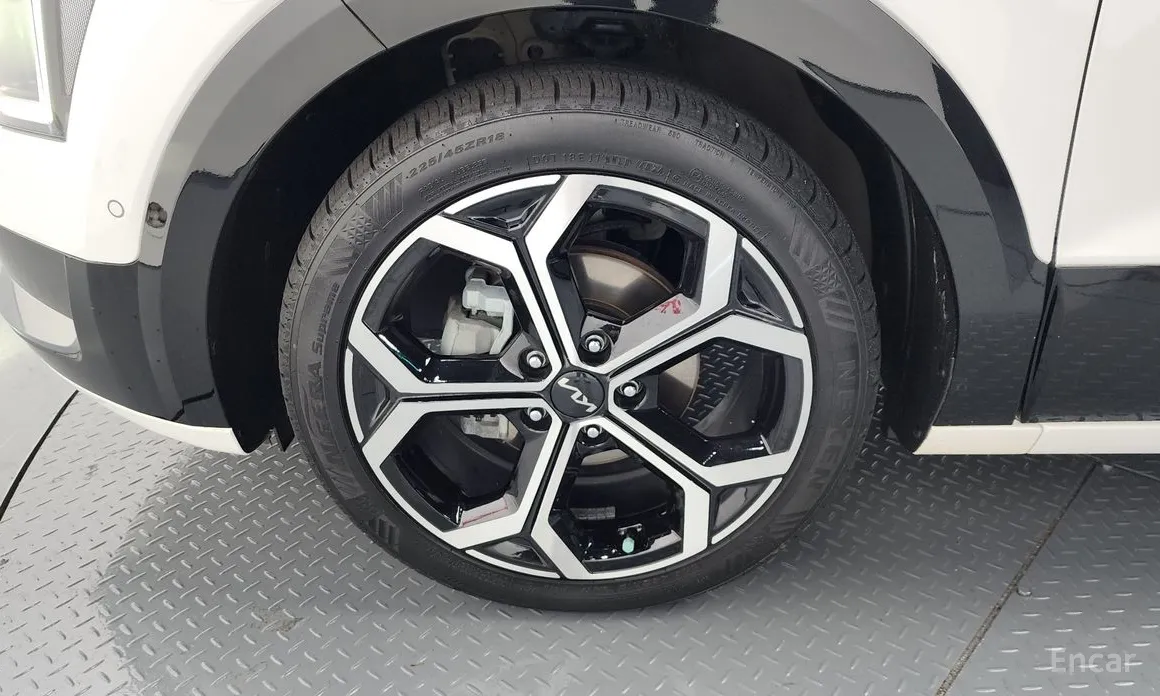 Фото 5 - Kia Niro