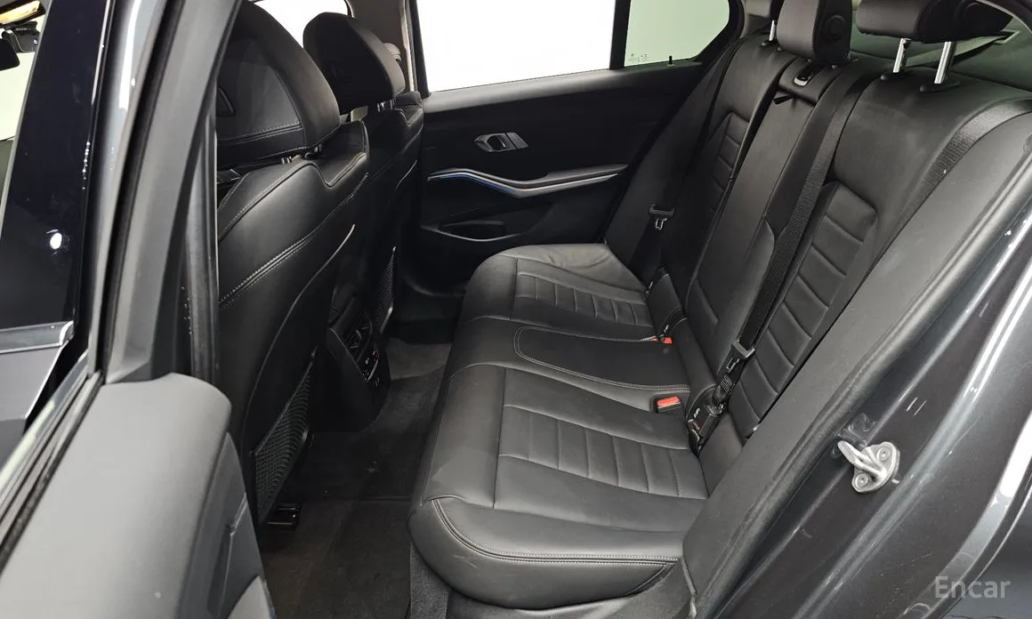 Фото 12 - BMW 3 Series