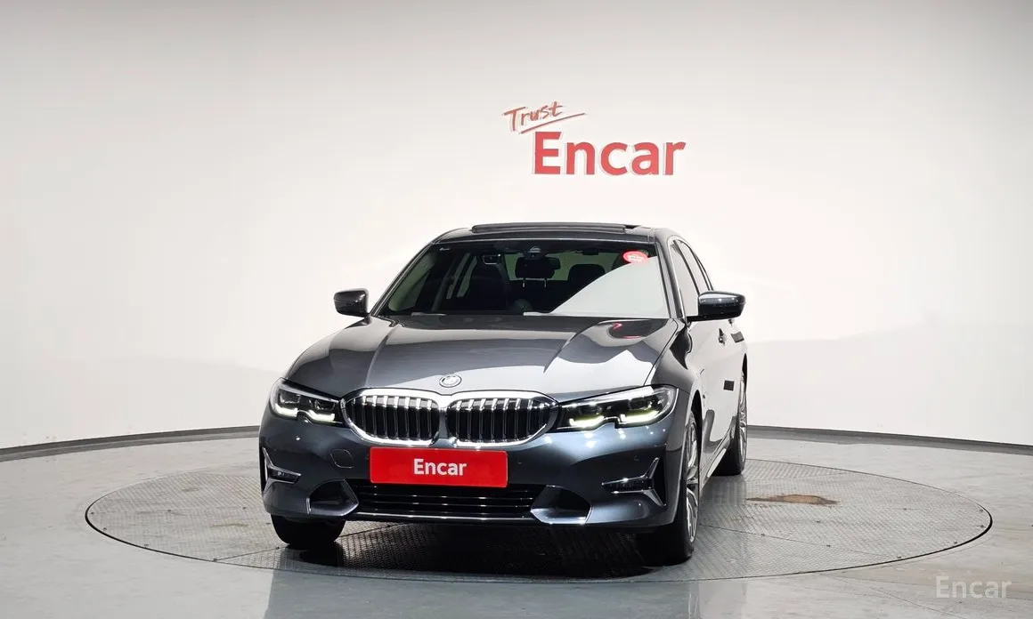 Фото 3 - BMW 3 Series