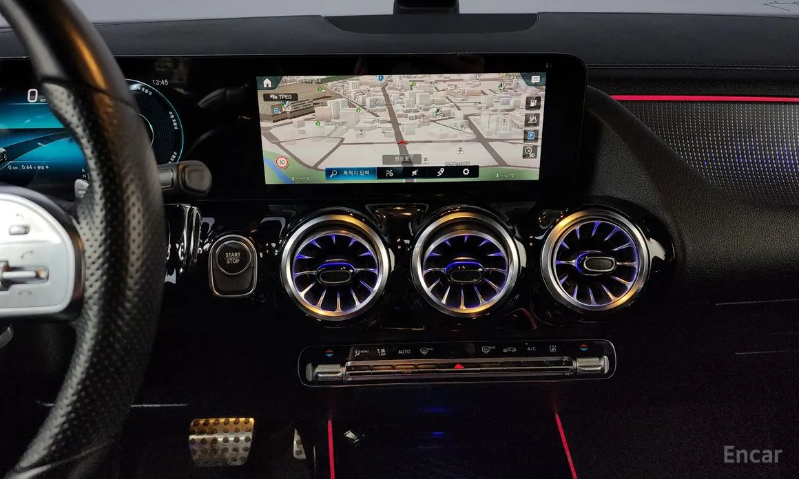 Фото 14 - Mercedes-Benz EQA