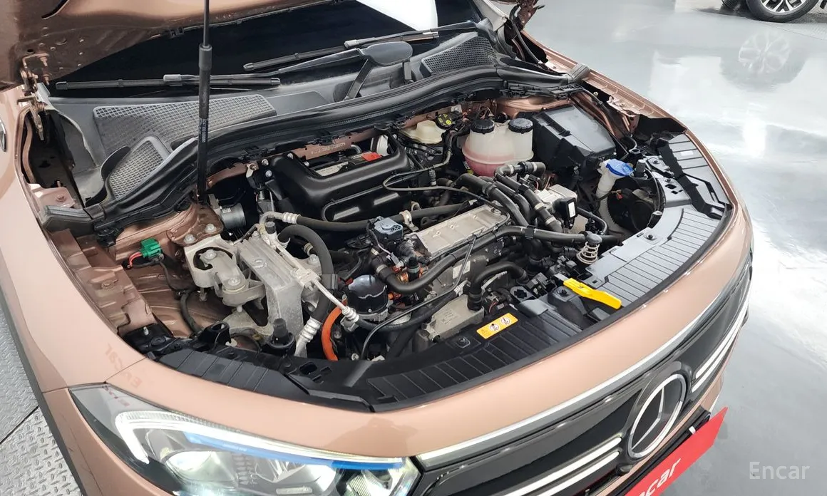 Фото 6 - Mercedes-Benz EQA