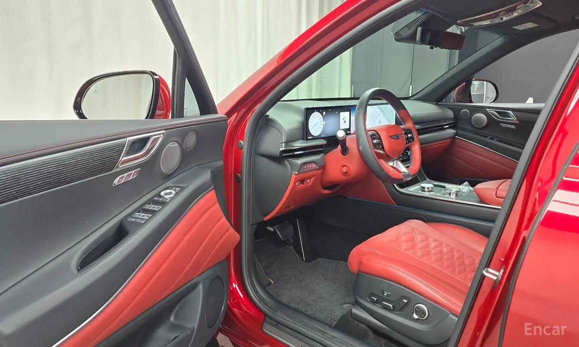 Фото 10 - Genesis GV80