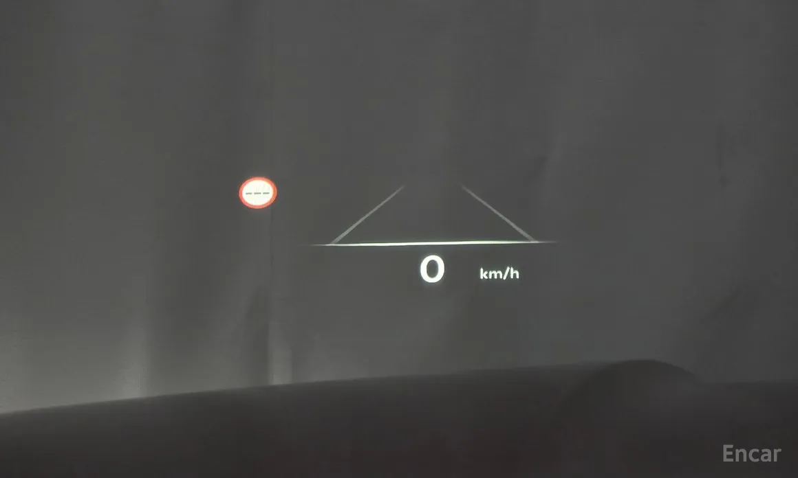 Фото 13 - Genesis GV80