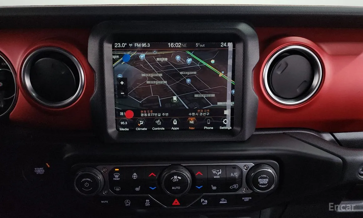 Фото 15 - Jeep Gladiator