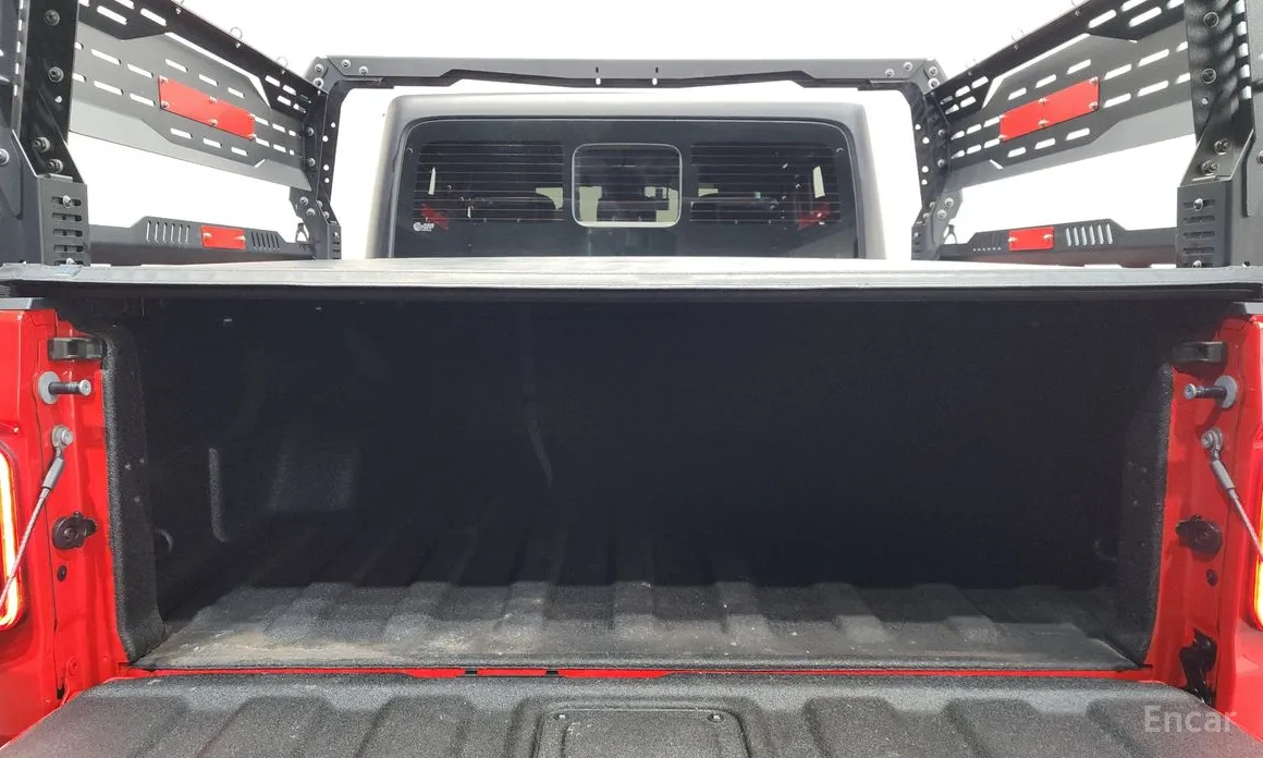 Фото 20 - Jeep Gladiator