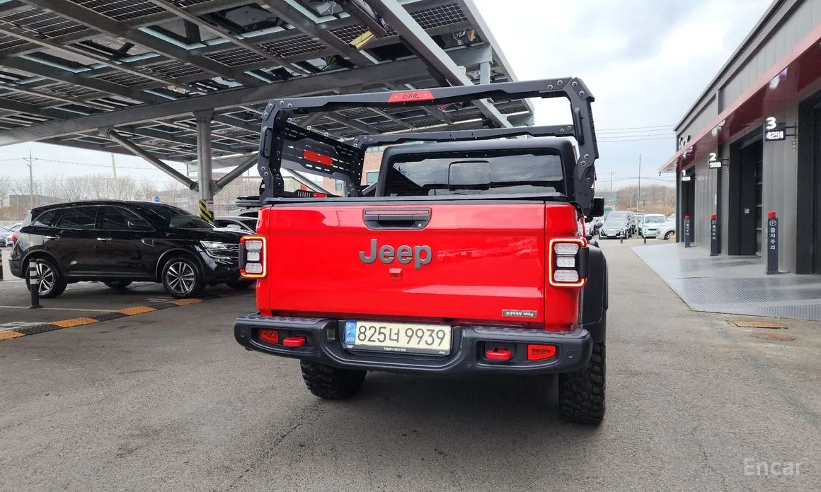 Фото 4 - Jeep Gladiator