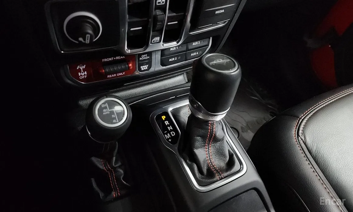 Фото 9 - Jeep Gladiator