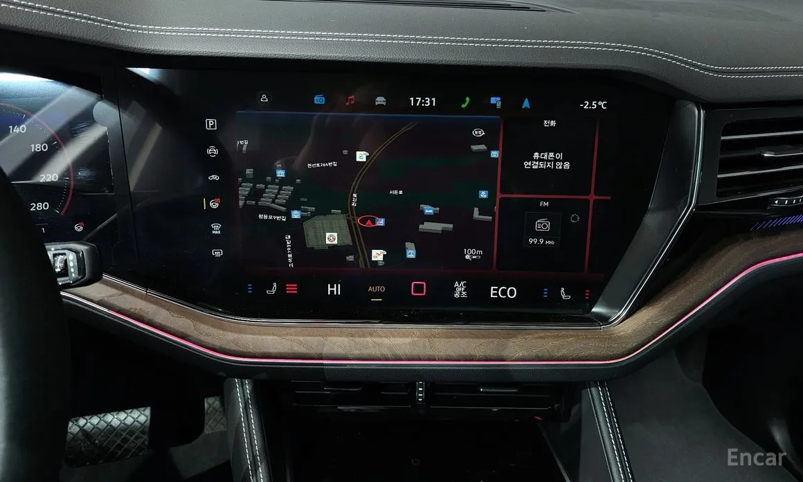 Фото 14 - Volkswagen Touareg