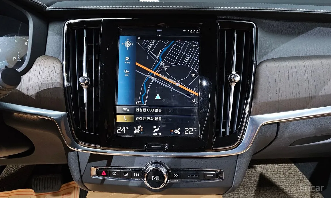 Фото 14 - Volvo S90