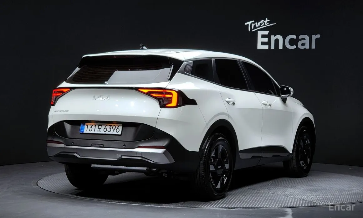 Фото 2 - Kia Sportage