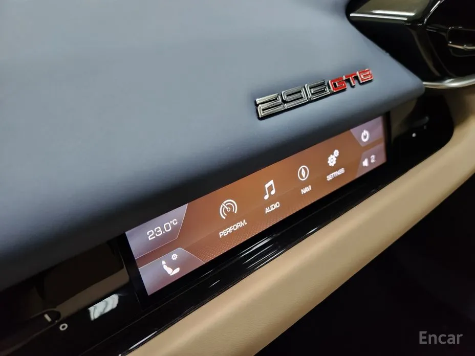 Фото 15 - Ferrari 296