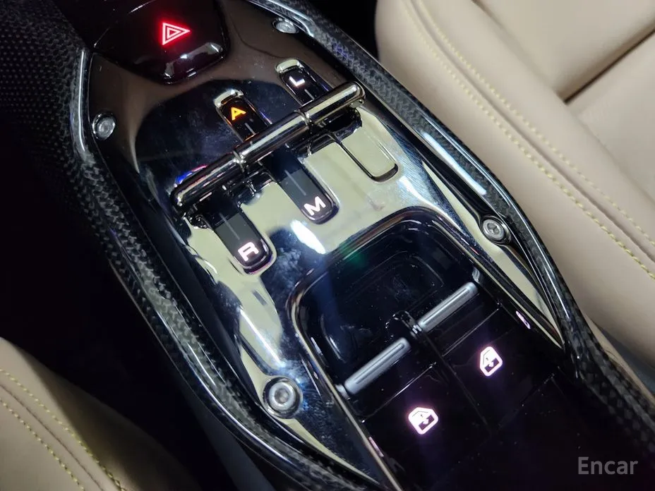 Фото 16 - Ferrari 296