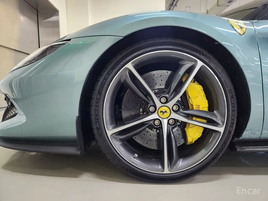 Фото 20 - Ferrari 296