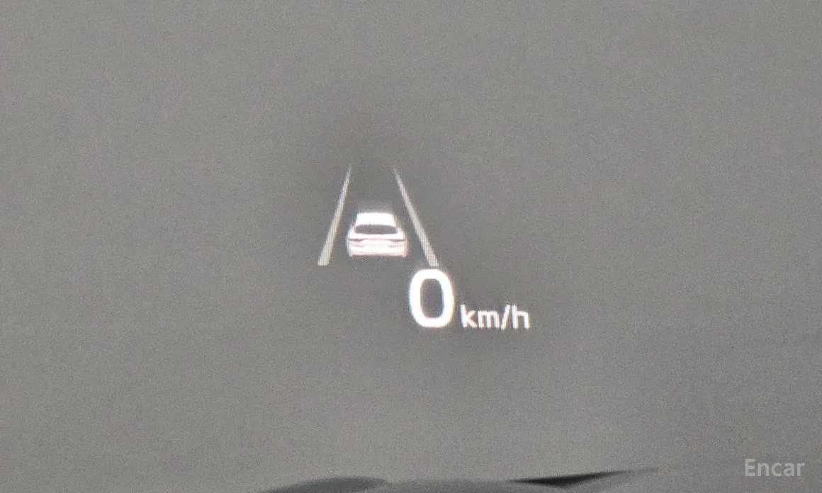 Фото 17 - Kia Stinger