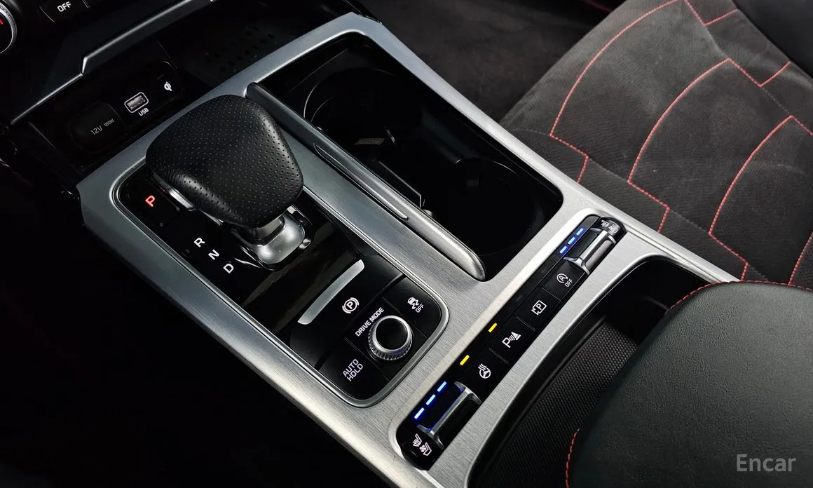 Фото 9 - Kia Stinger