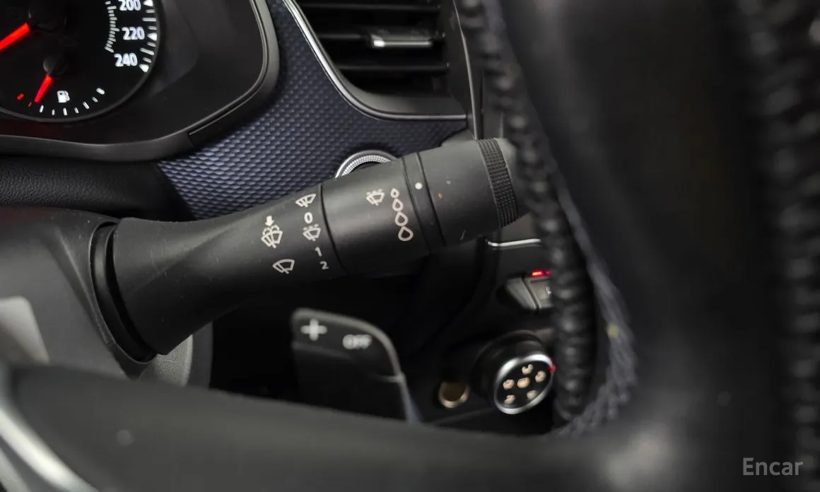 Фото 19 - Renault XM3