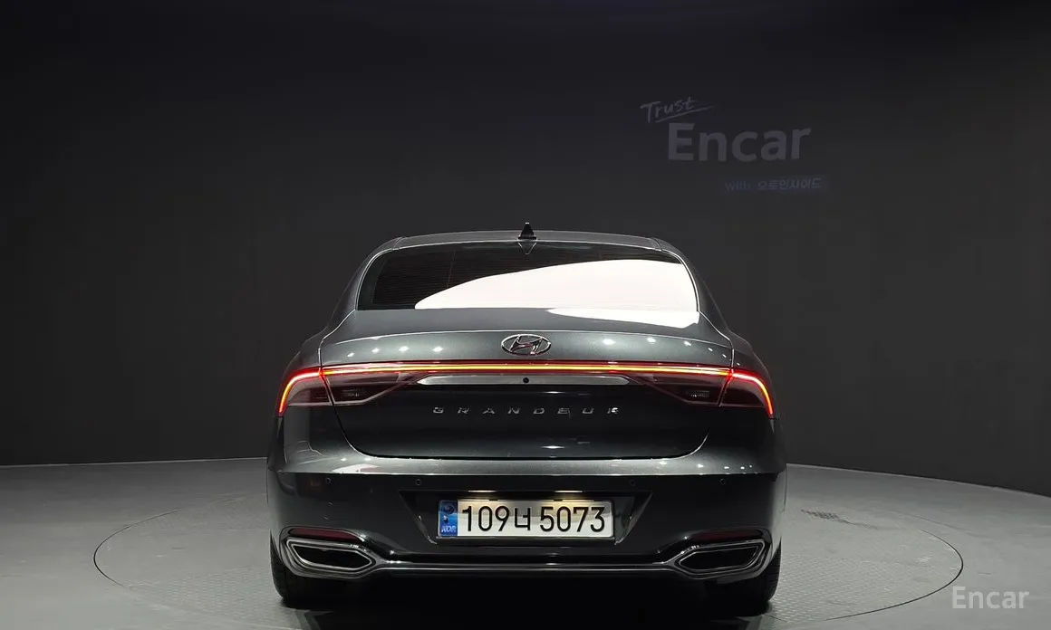 Фото 4 - Hyundai Grandeur