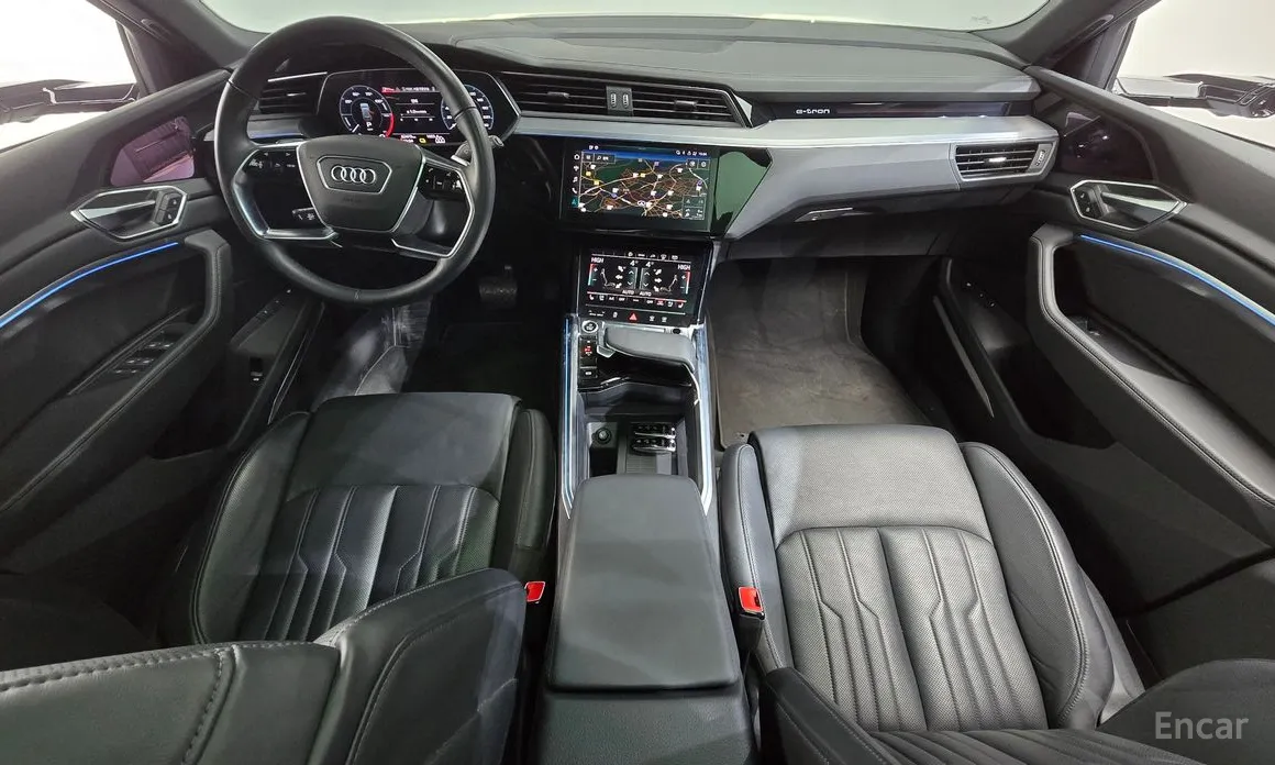 Фото 7 - Audi e-tron