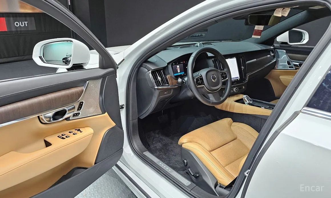 Фото 11 - Volvo S90