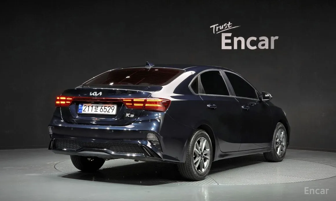 Фото 2 - Kia K3
