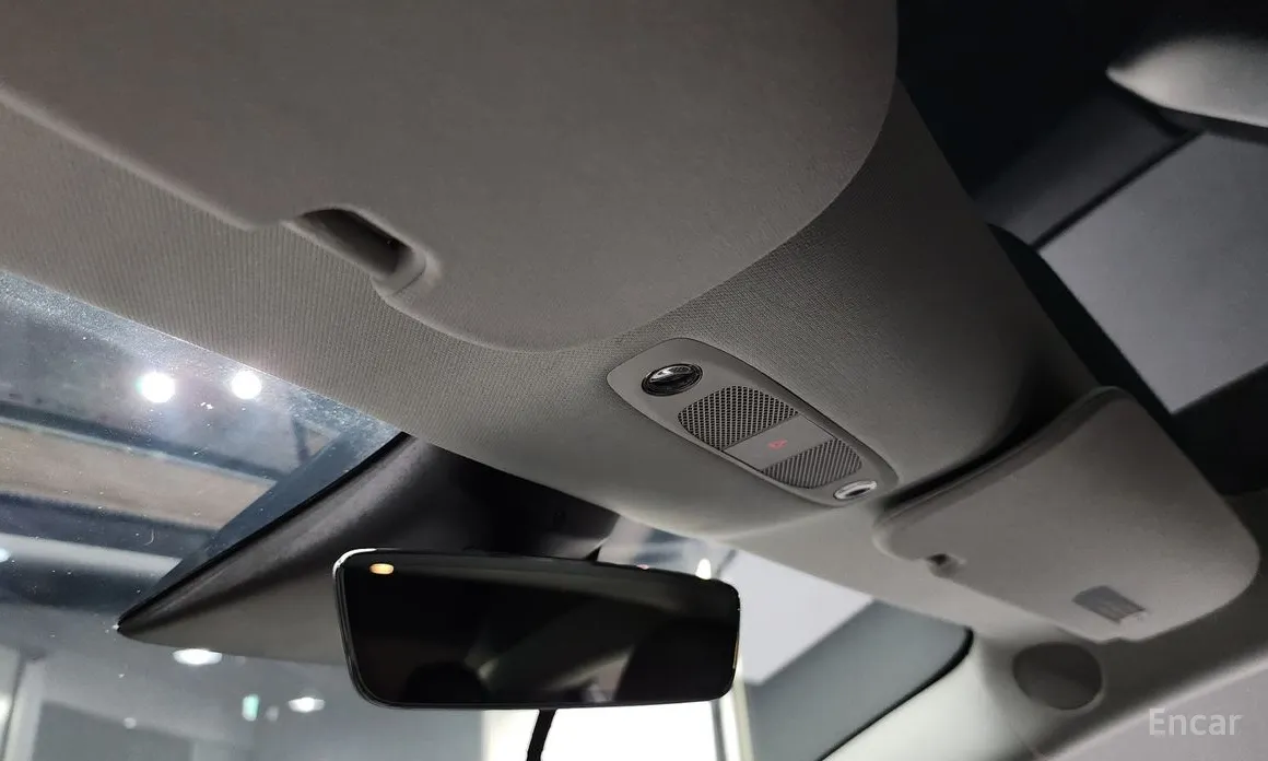 Фото 19 - Tesla Model 3