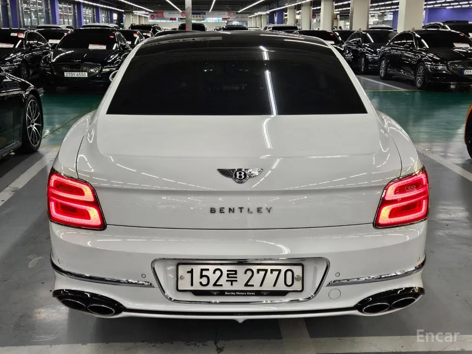 Фото 3 - Bentley Flying Spur