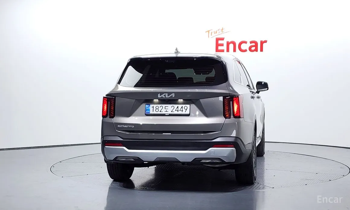 Фото 4 - Kia Sorento