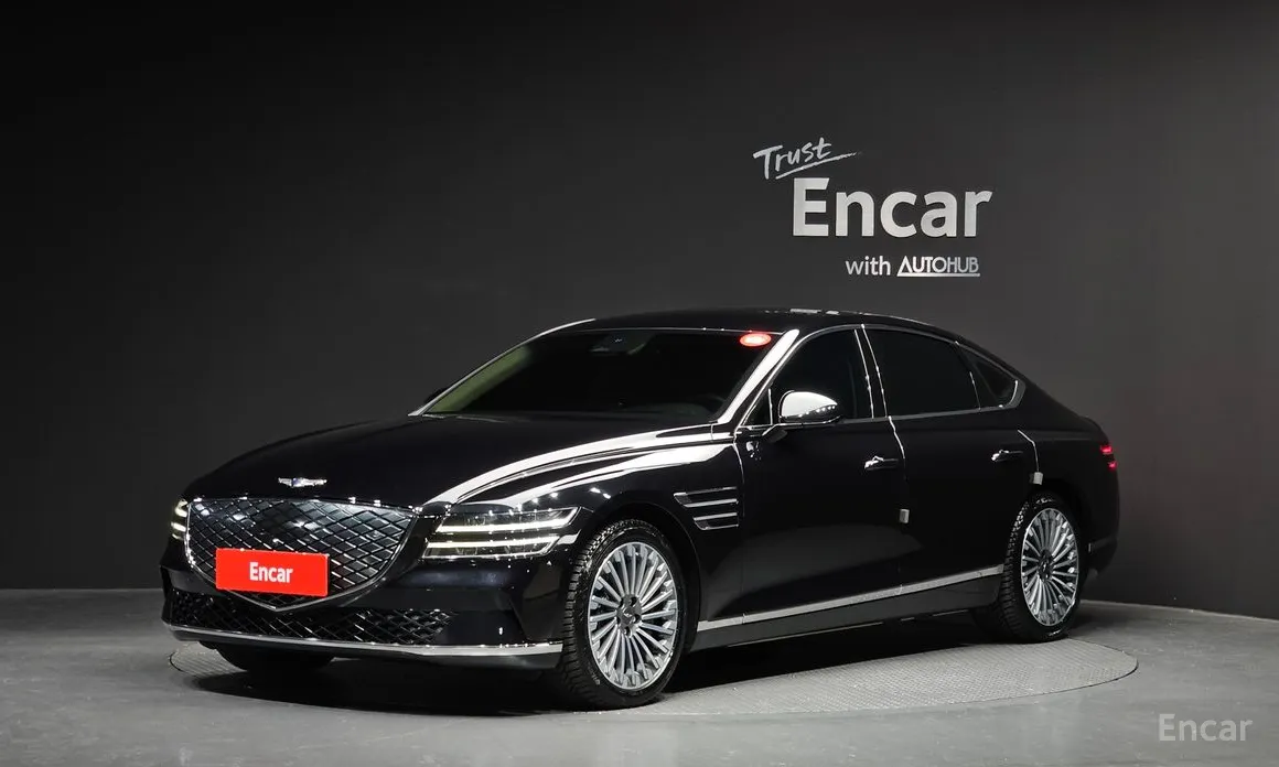 Фото 1 - Genesis G80