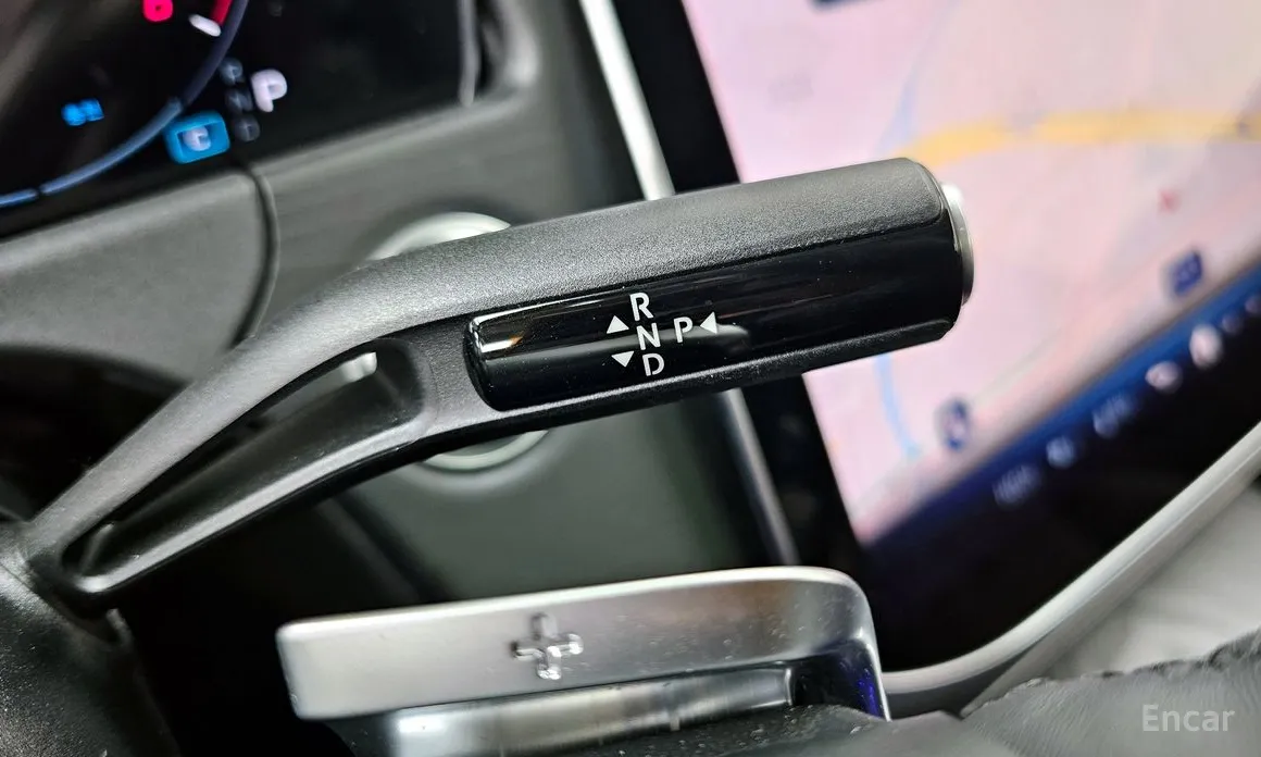 Фото 9 - Mercedes-Benz E-Class