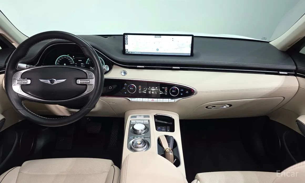 Photo 7 - Genesis GV70