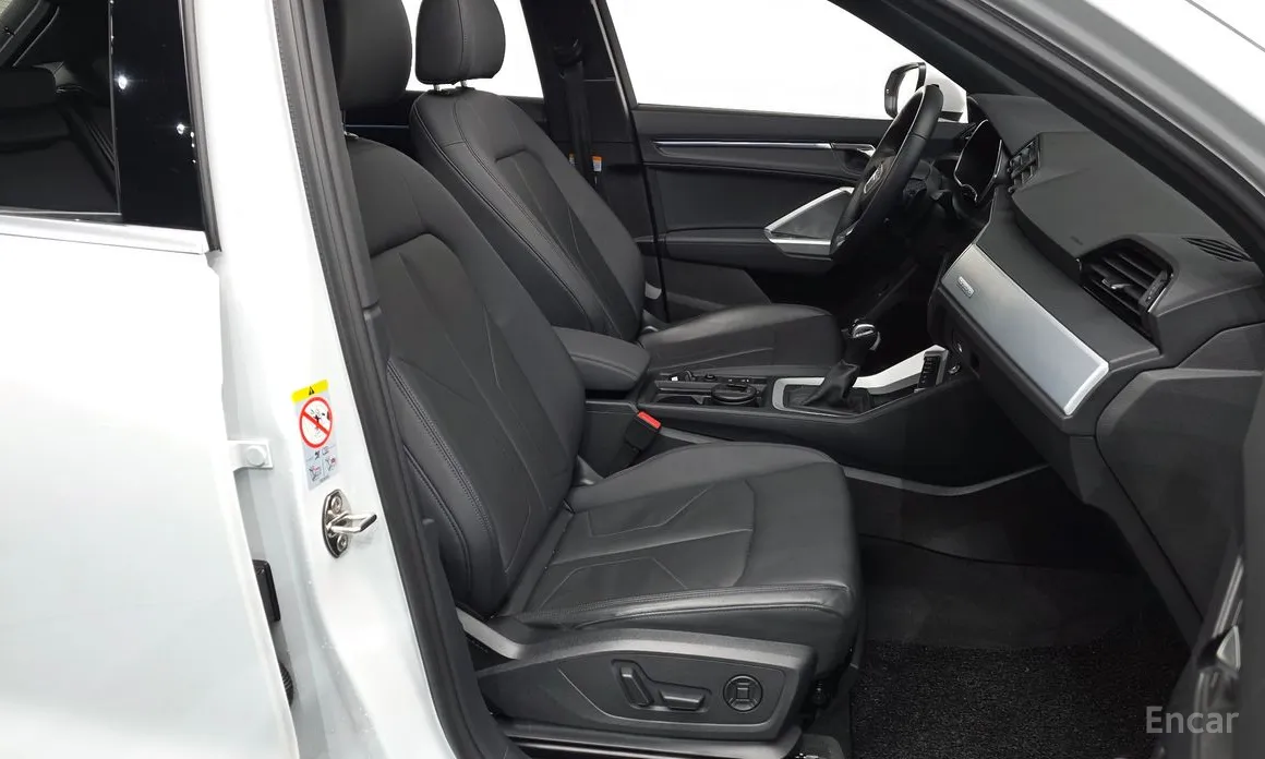 Фото 10 - Audi Q3