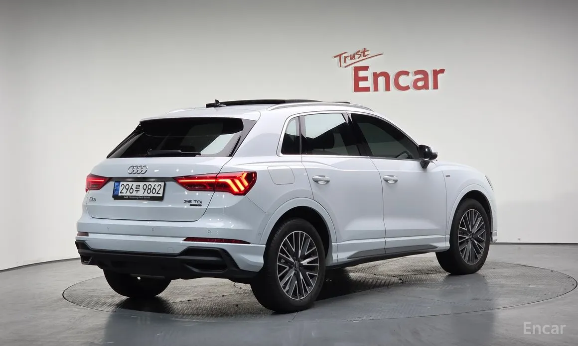 Фото 2 - Audi Q3